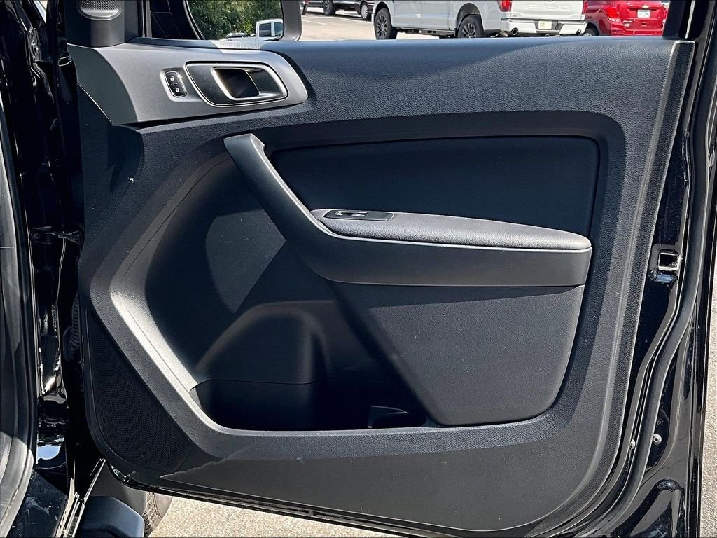 Used 2020 Black Ford XL image 12