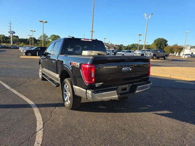 Used 2021 Black Metallic Ford XLT image 5