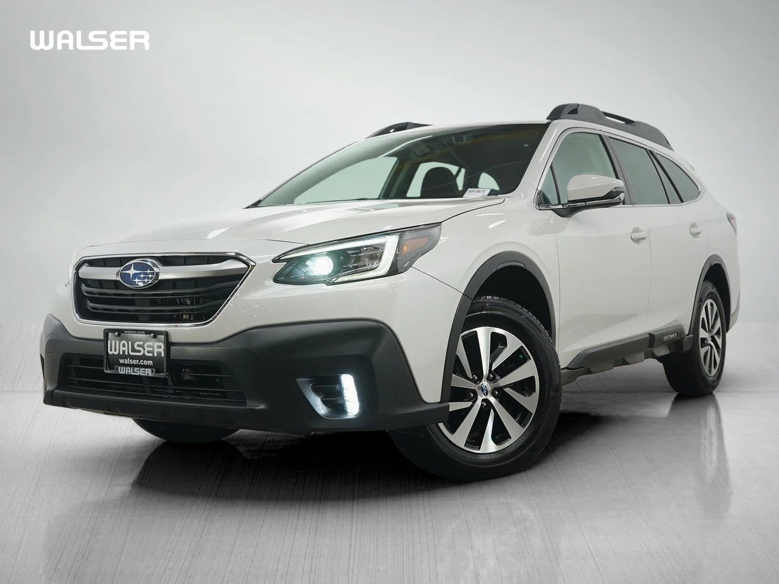 2020 Subaru Outback Premium's photo