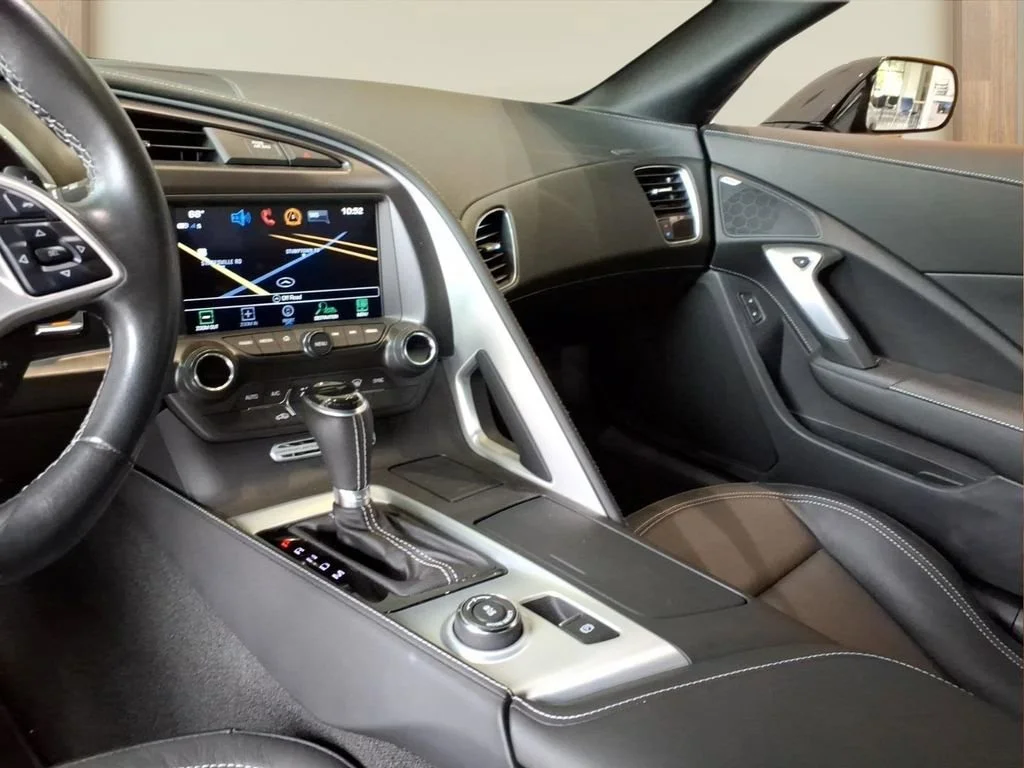 2019 Chevrolet Corvette 1LT - Photo 22
