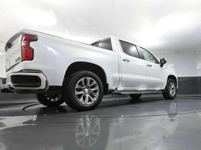 Used 2020 Beige Chevrolet High Country image 54