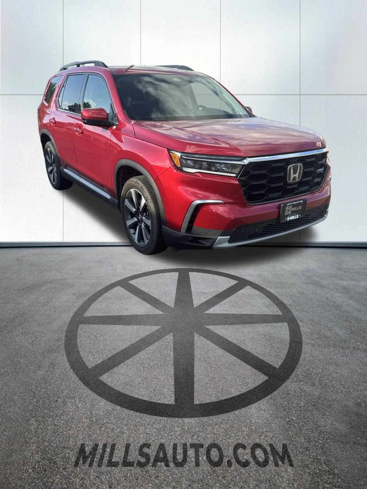 Used 2025  Honda Touring image 3
