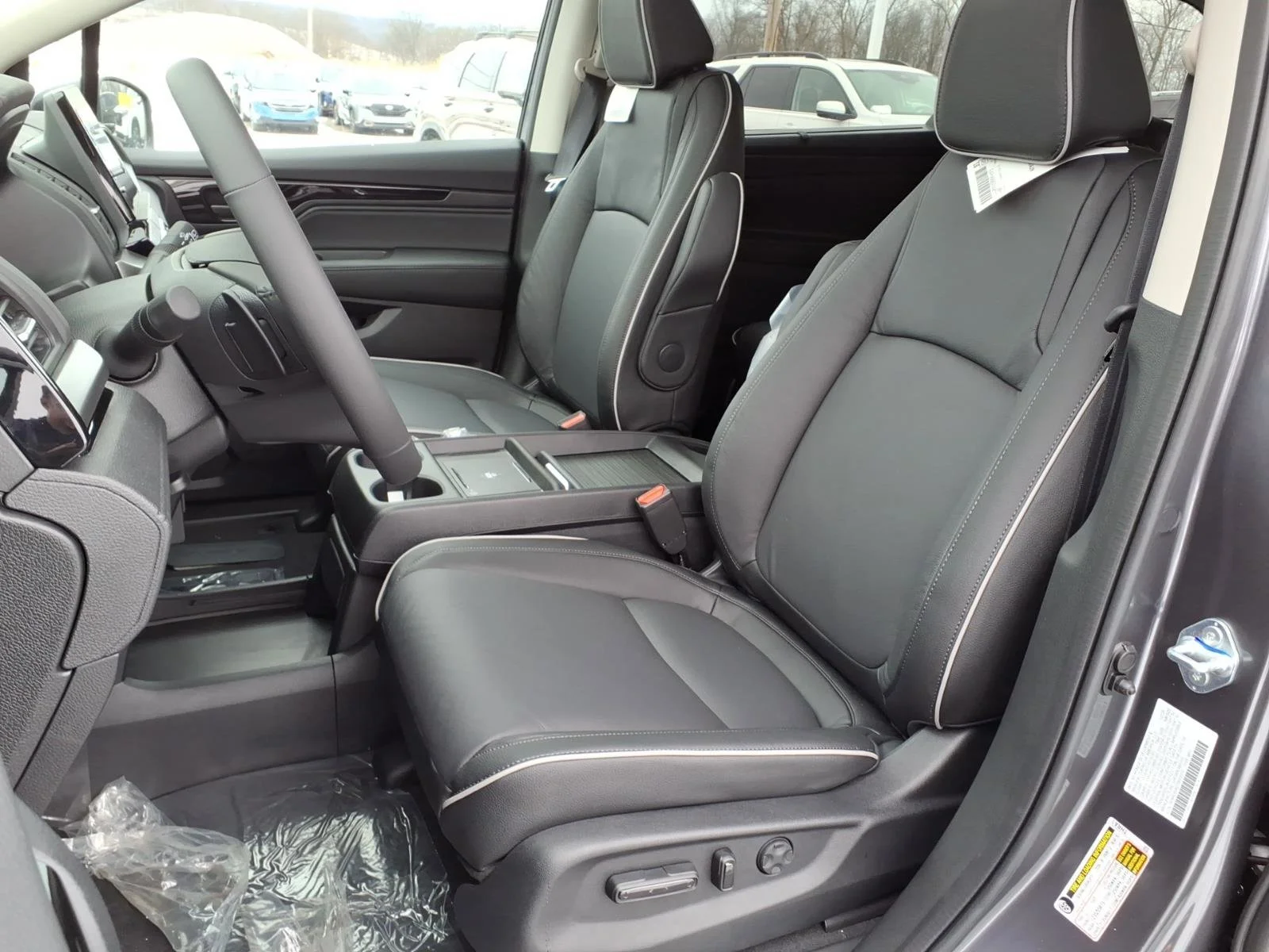 2026 Honda Odyssey Touring - Photo 7