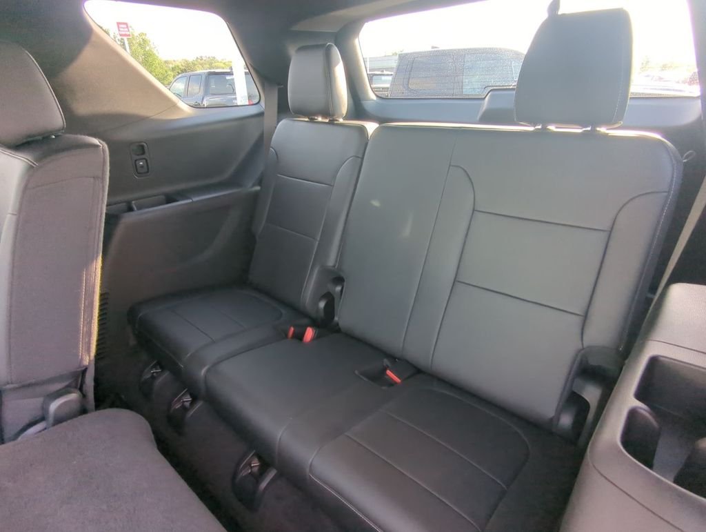 Used 2022 Silver Chevrolet LT Leather image 29