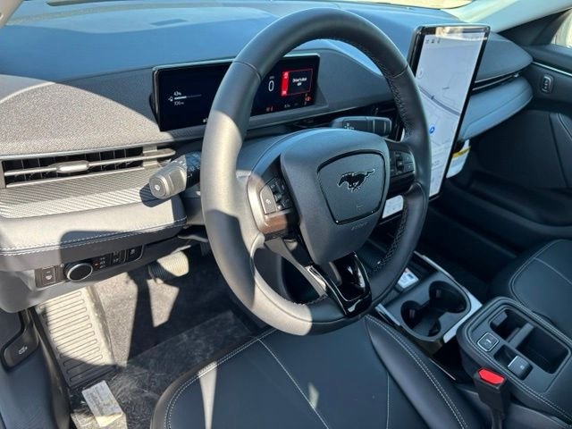 New 2026 Star White Metallic Tri-coat Ford Select image 12