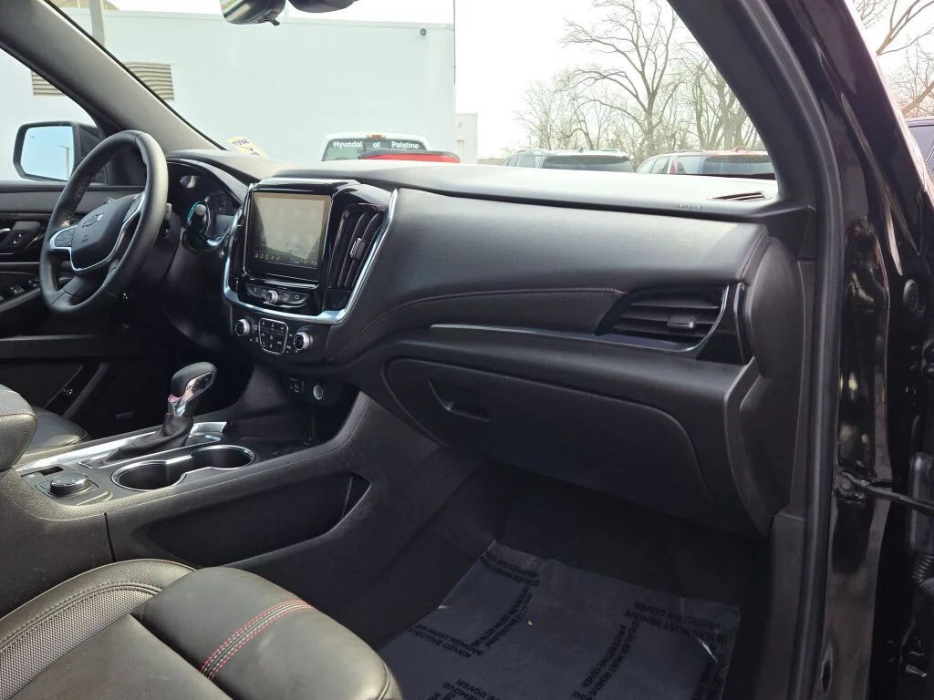 Used 2023 Black Chevrolet RS image 7
