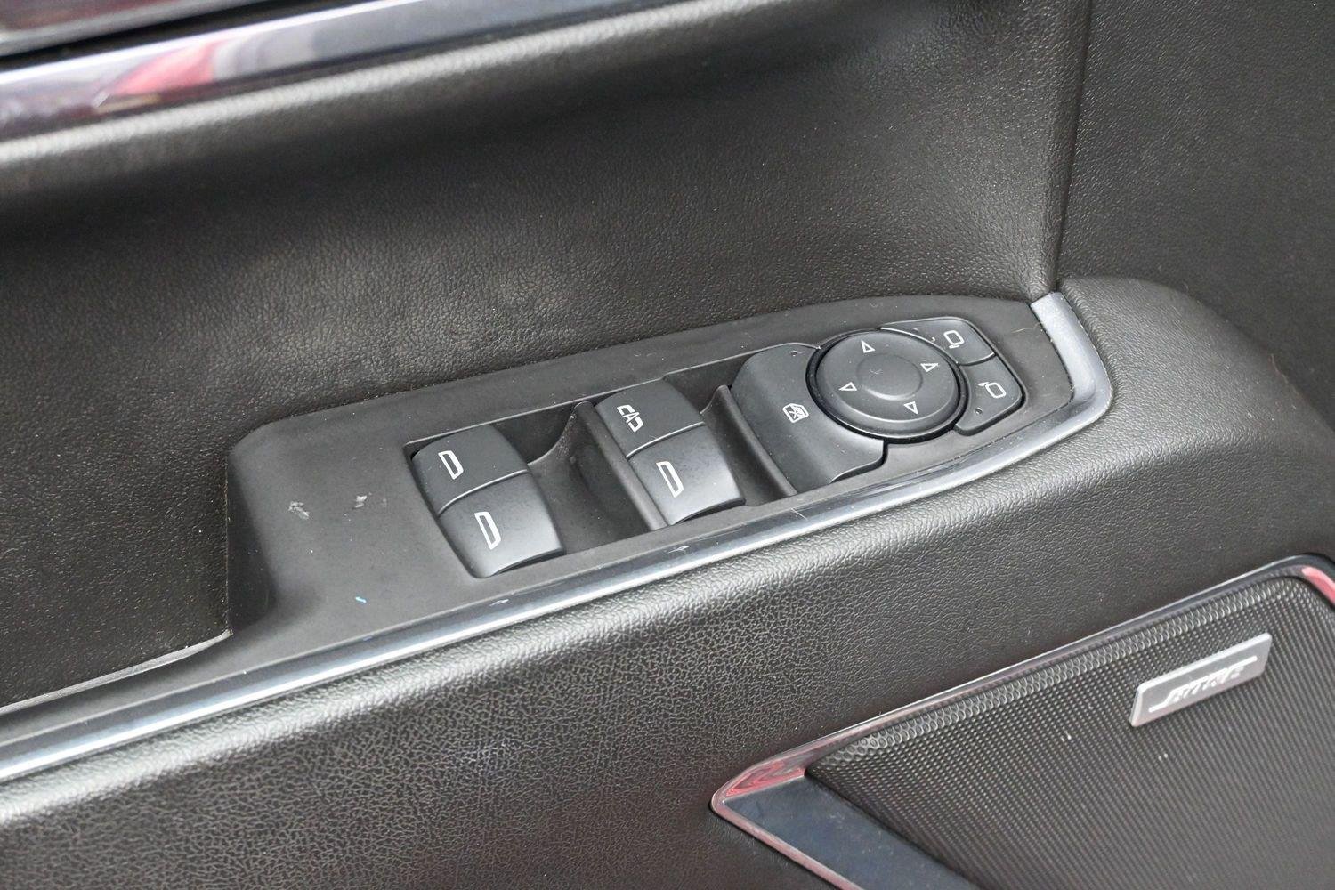 Used 2023 Volcanic Red Tintcoat GMC Elevation image 11