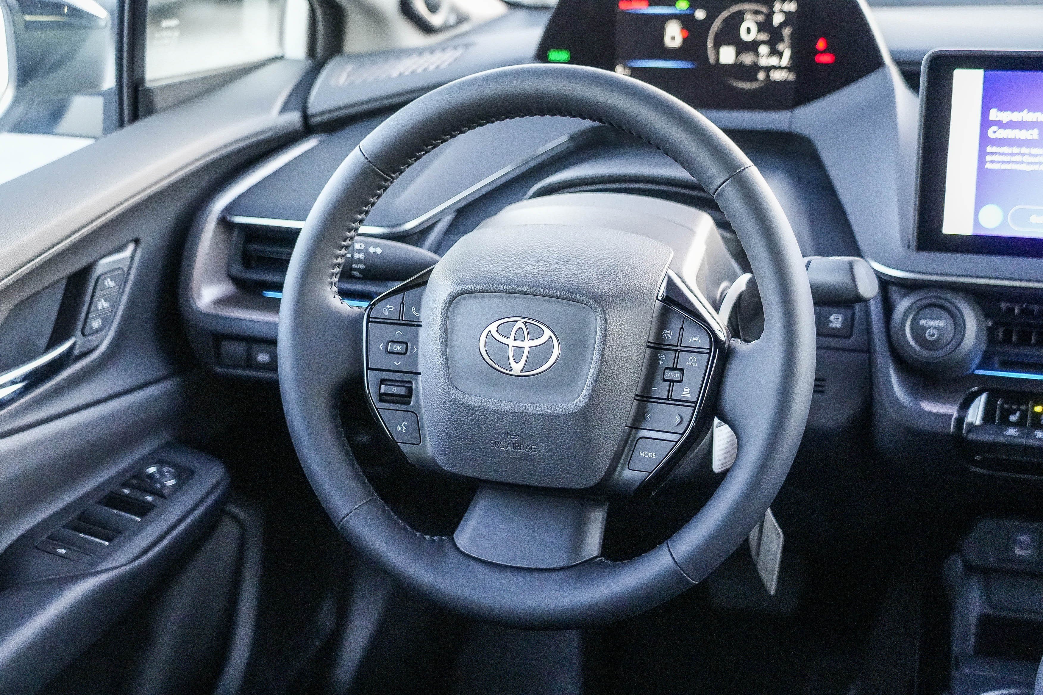 New 2027 Wind Chill Pearl <sup>1</sup> Toyota  Limited image 17