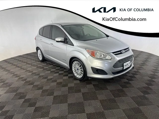 Used 2015 Silver Ford SE image 1