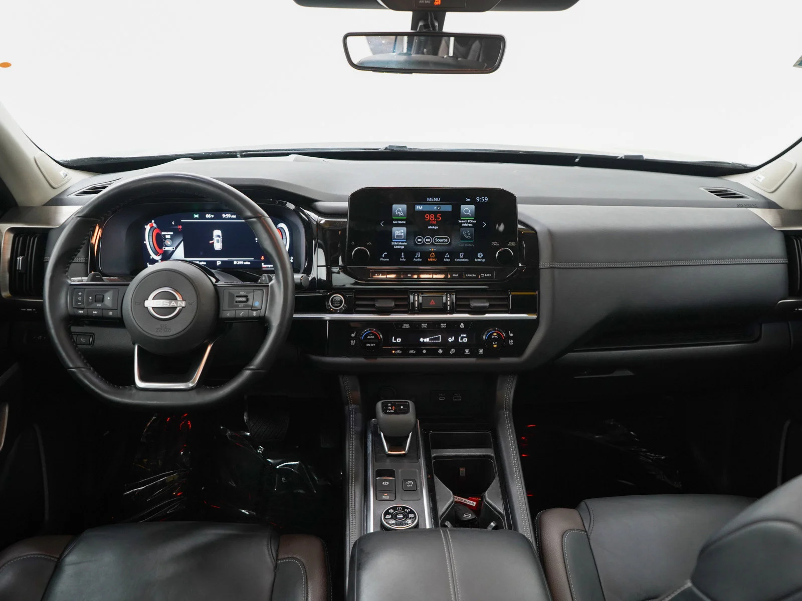 Used 2023 Super Black Nissan Platinum image 17
