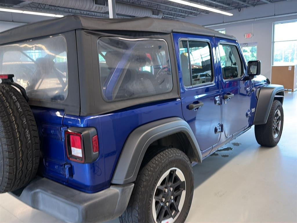 Used 2019 Ocean Blue Metallic Clearcoat Jeep Sport image 3