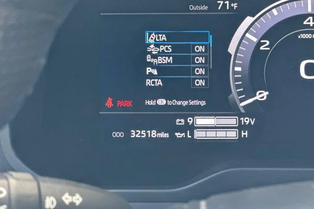 Certified Used 2023 WIND CHILL PEARL* Toyota  image 33