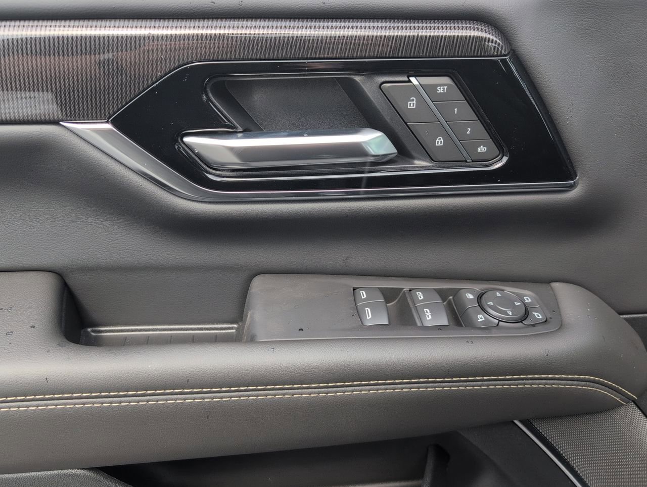 2026 GMC Yukon Elevation - Photo 23