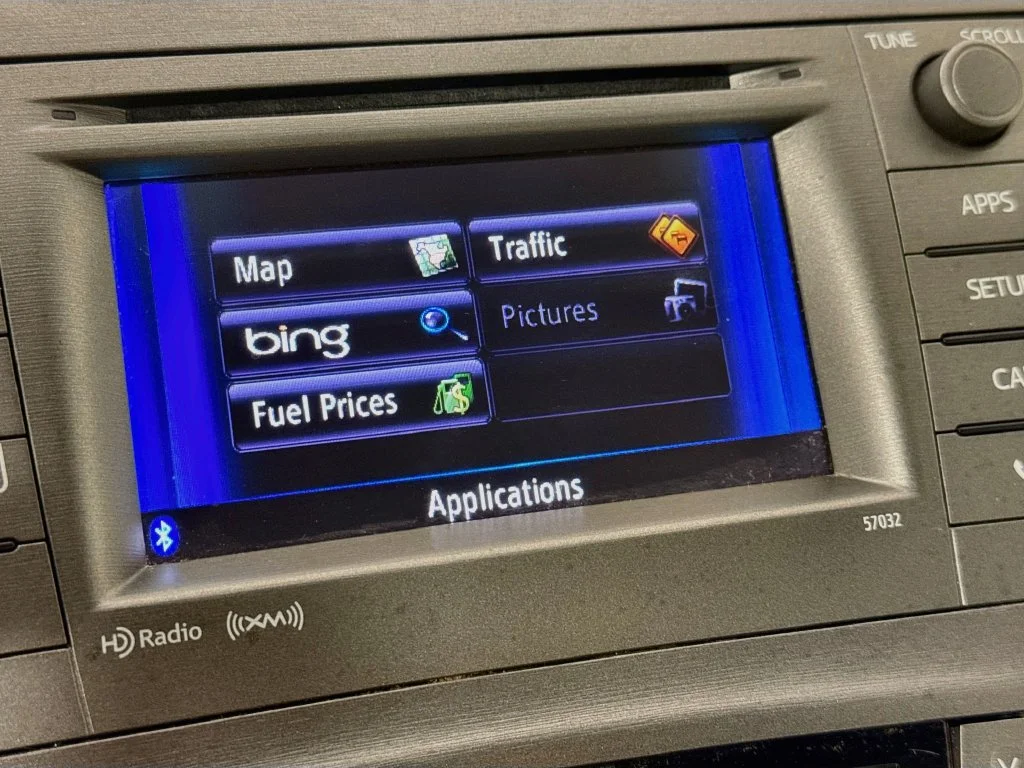 Used 2014 Silver Toyota Three image 15