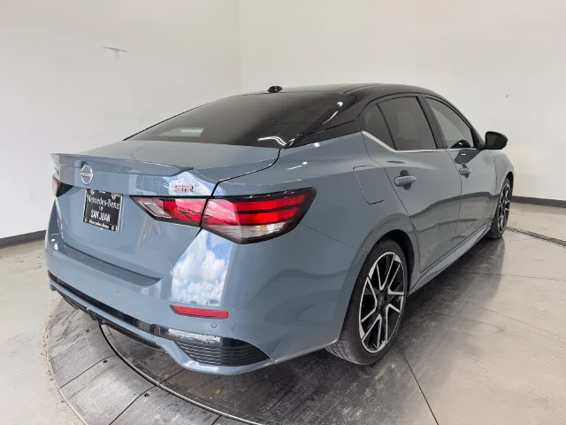 Used 2024 Atlantic Gray Metallic/Super Black Nissan SR image 31