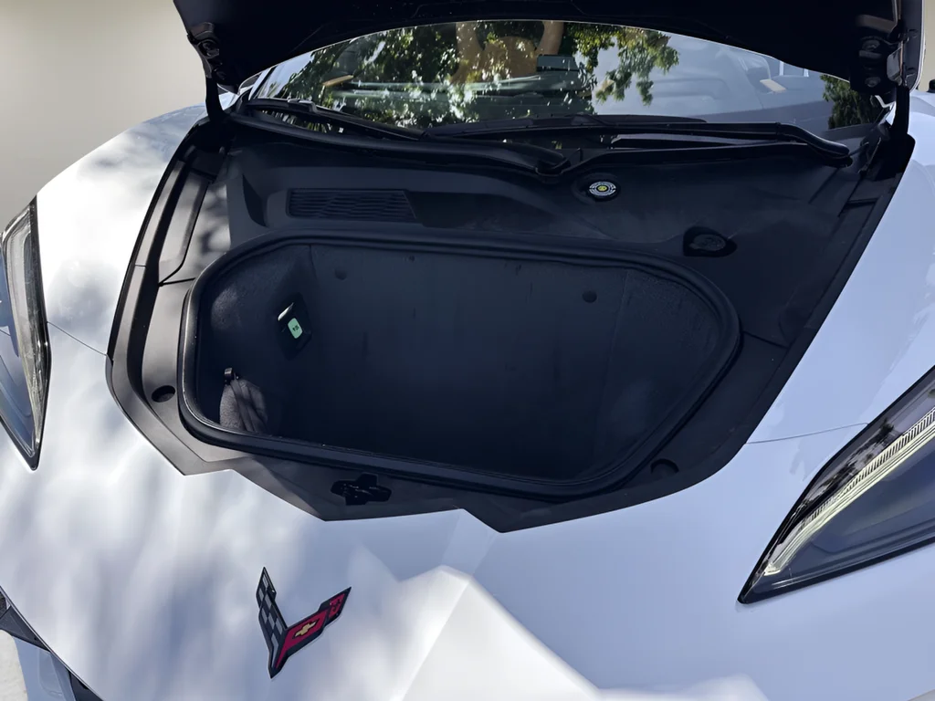 2020 Chevrolet Corvette 3LT - Photo 27