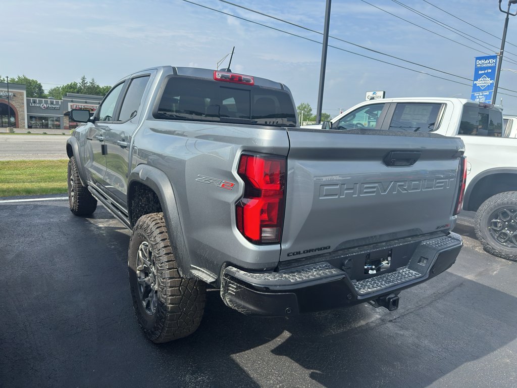2026 Chevrolet Colorado ZR2 - Photo 2