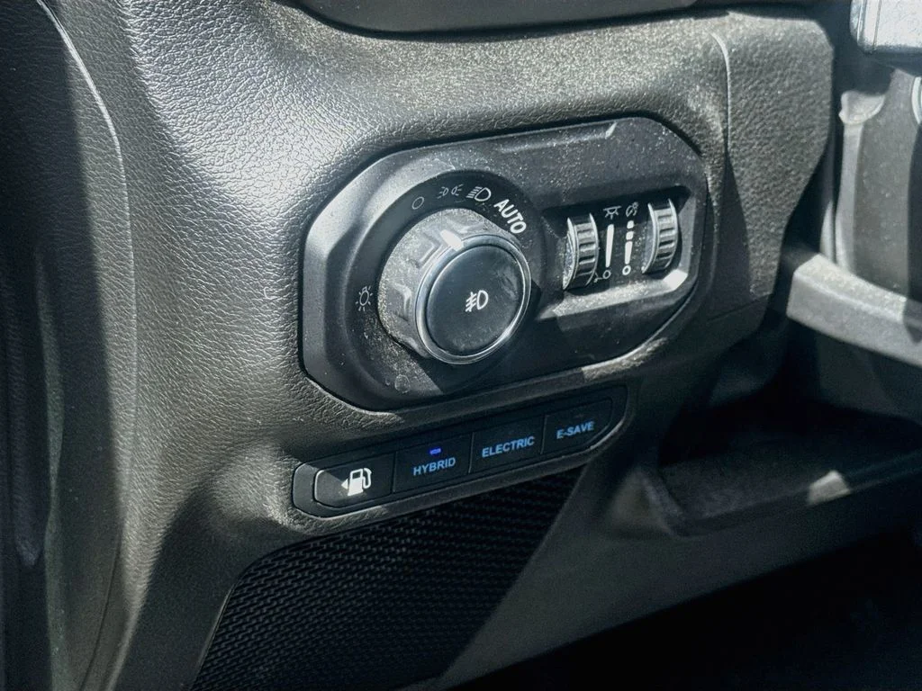 Used 2022 Black Jeep Unlimited Rubicon 4xe image 11