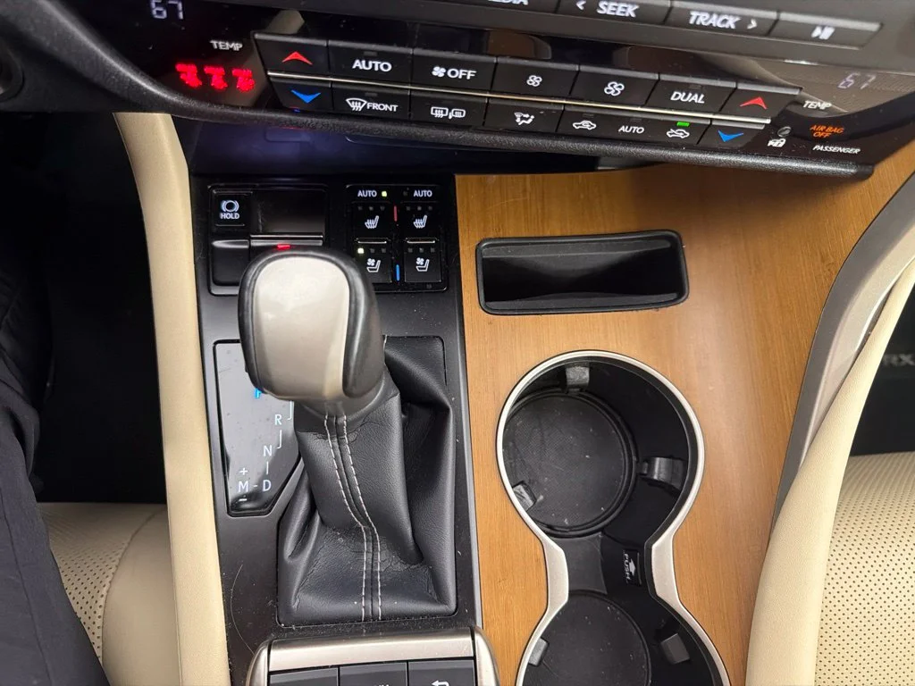 Used 2021 White Lexus 350 image 31