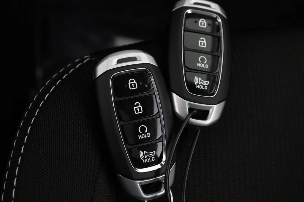 Used 2026 Gray Hyundai SEL image 32
