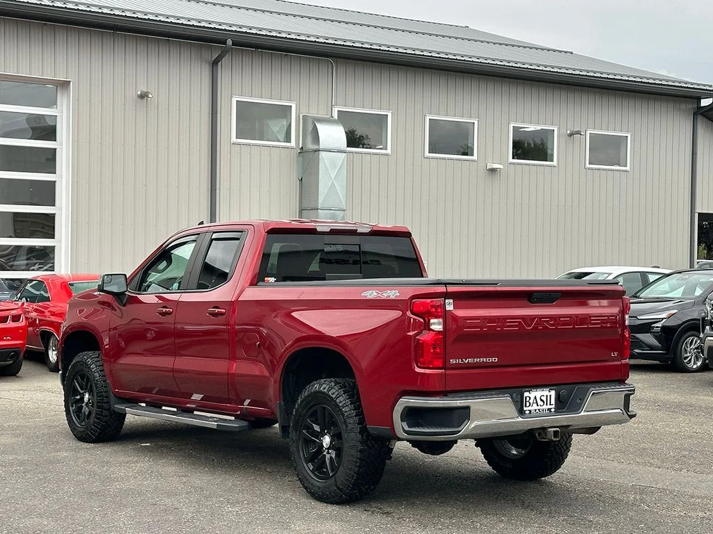 Used 2019 Red Chevrolet LT image 13