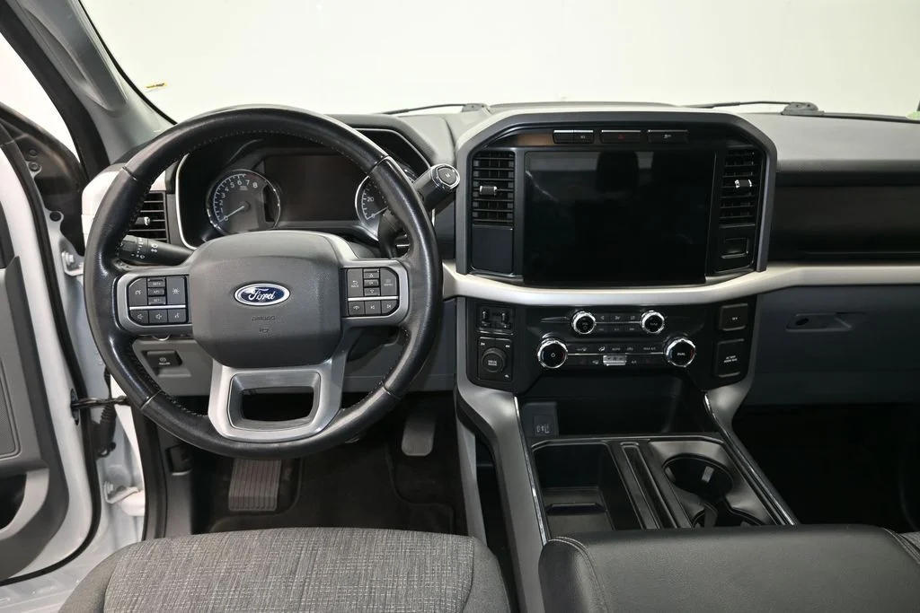 Used 2022 White Ford XLT image 15