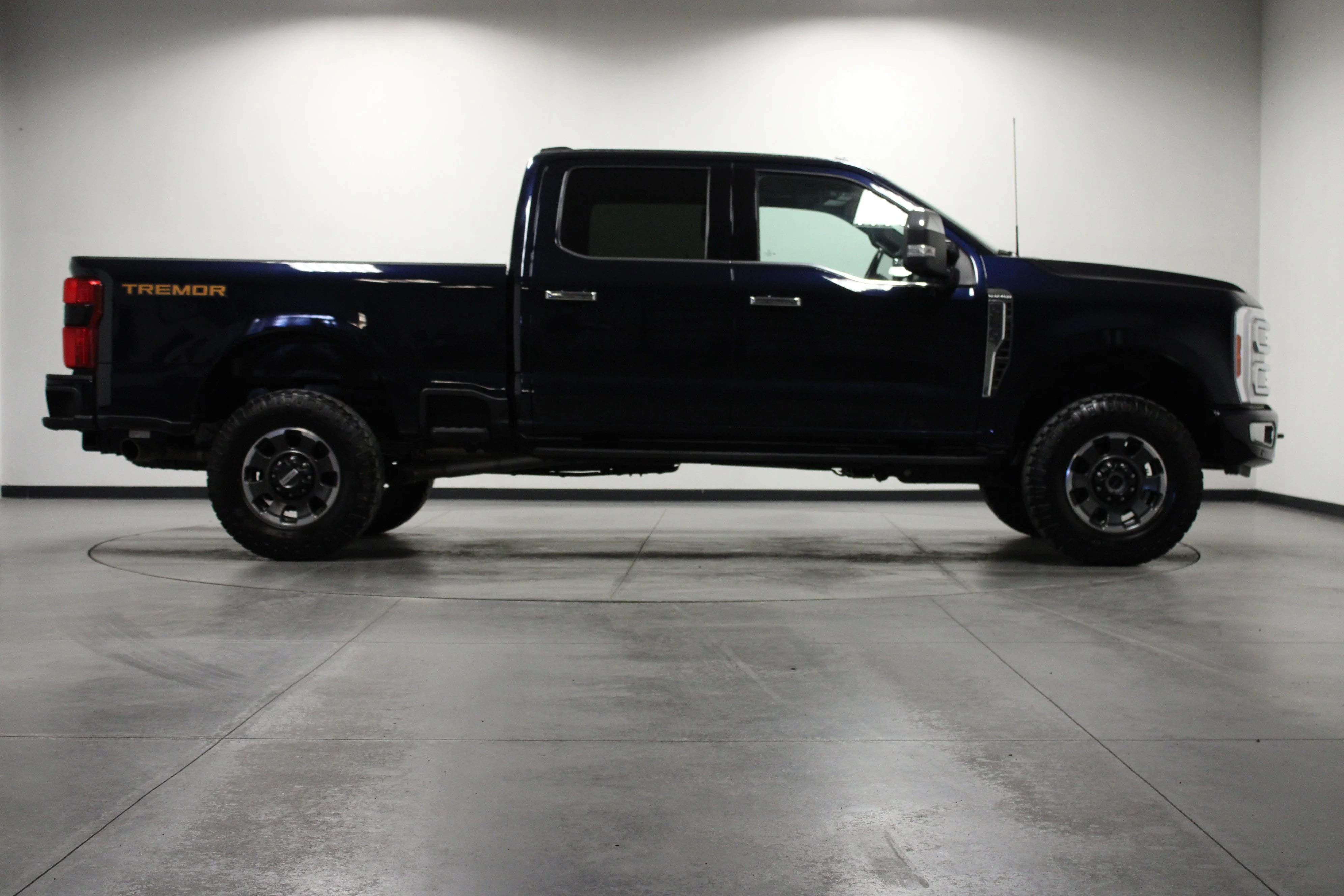 Used 2023 Antimatter Blue Metallic Ford Platinum image 3
