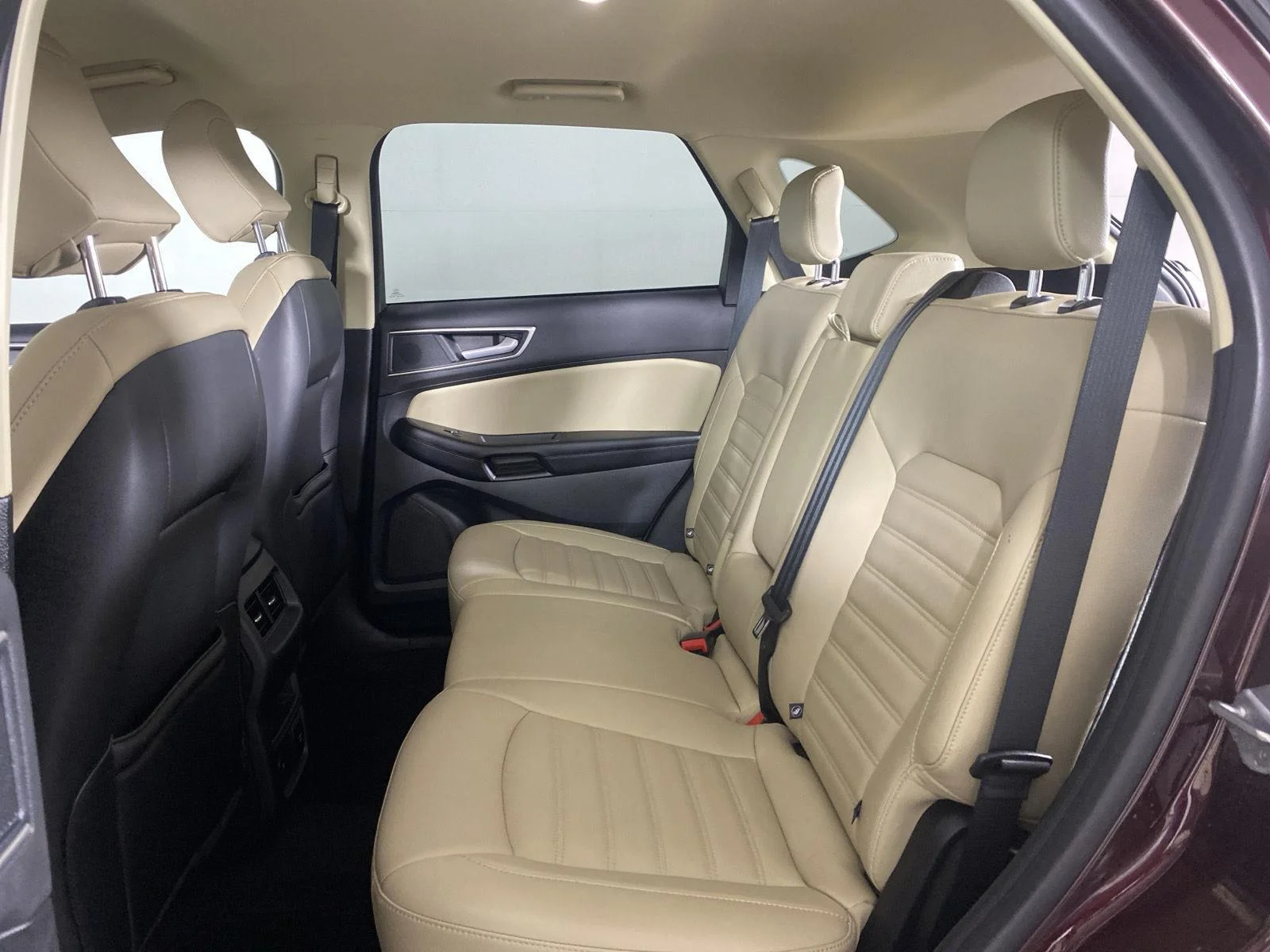 Used 2023 Burgundy Velvet Metallic Tinted Clearcoat Ford SEL image 23