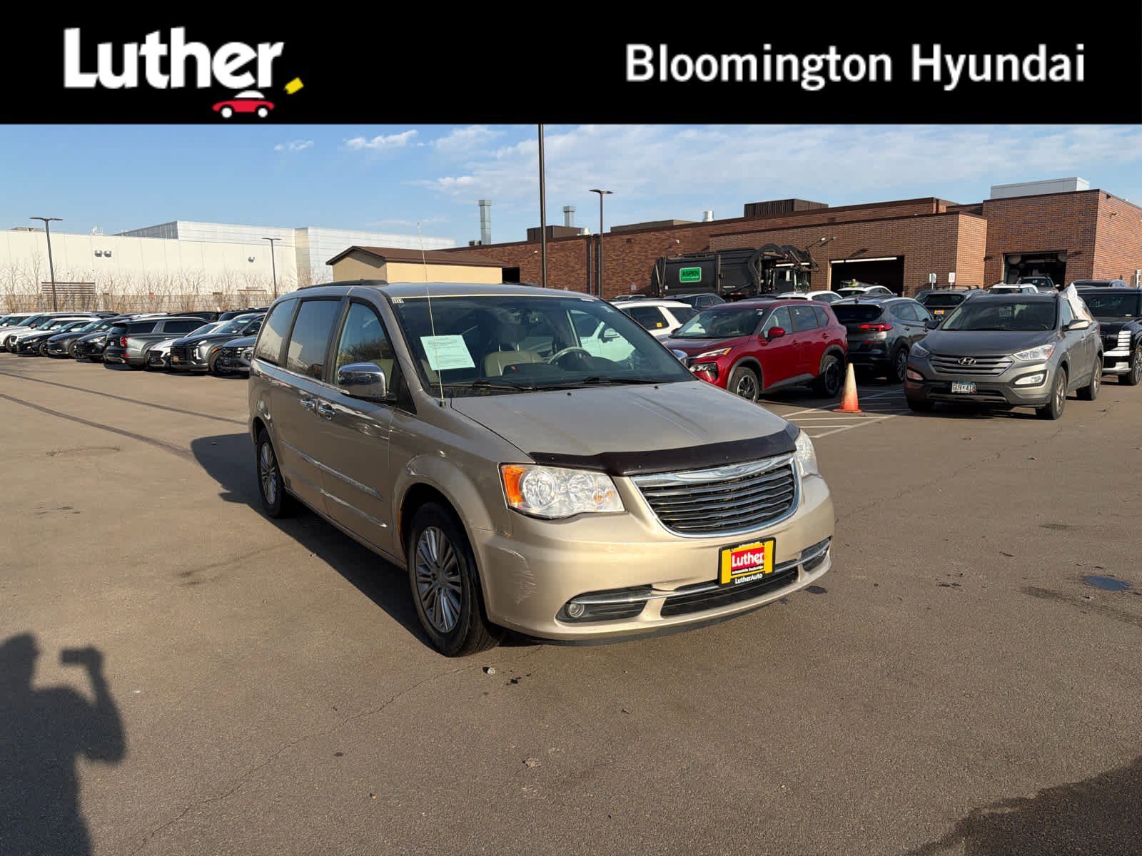 2014 Chrysler Town & Country Touring-L