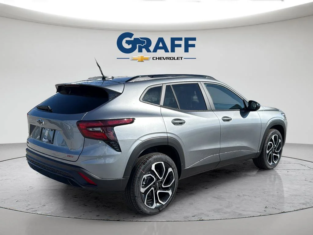 2026 Chevrolet Trax RS - Photo 8