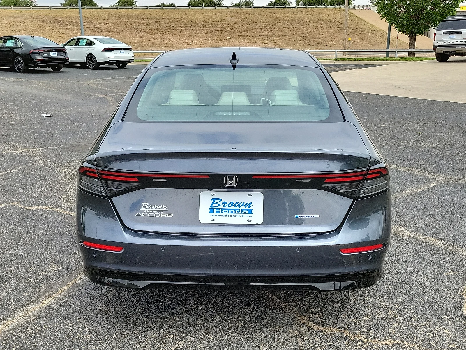 2026 Honda Accord Hybrid EX-L - Photo 9