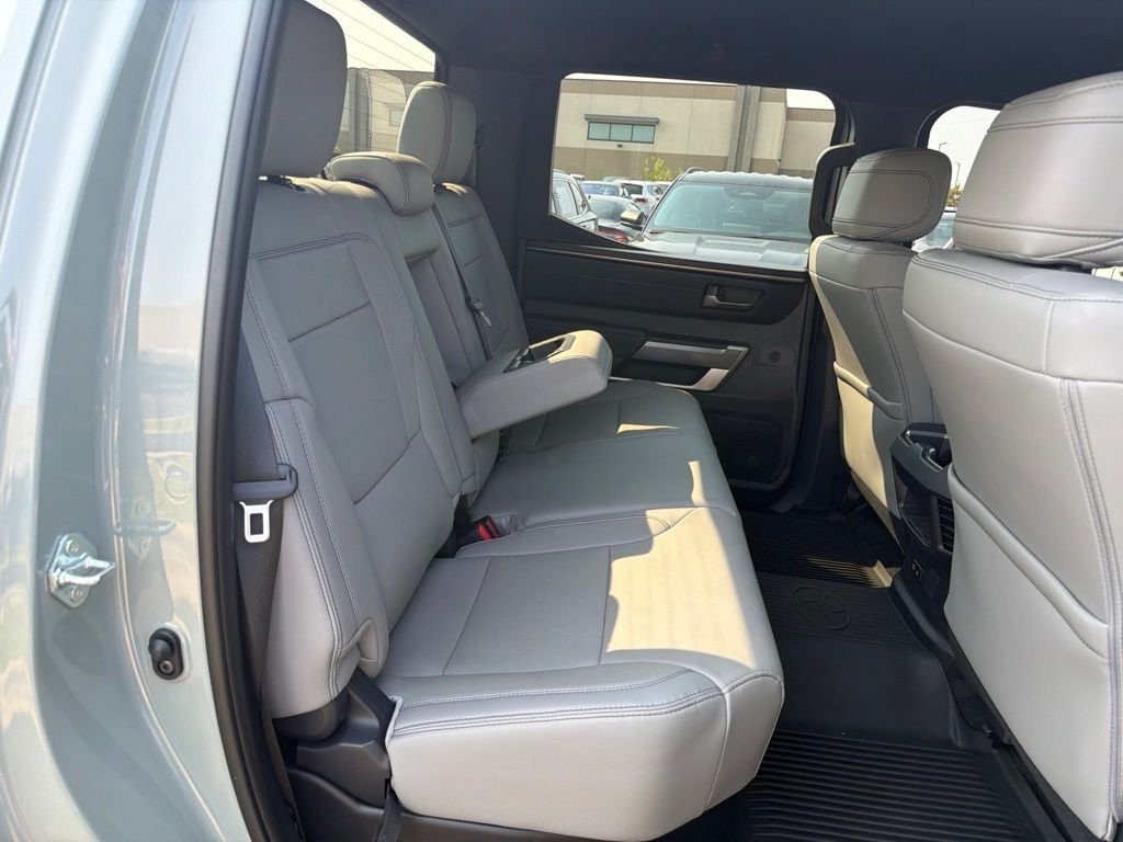 Used 2026  Toyota SR5 image 18