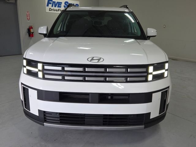 Used 2024 White Hyundai SEL image 2