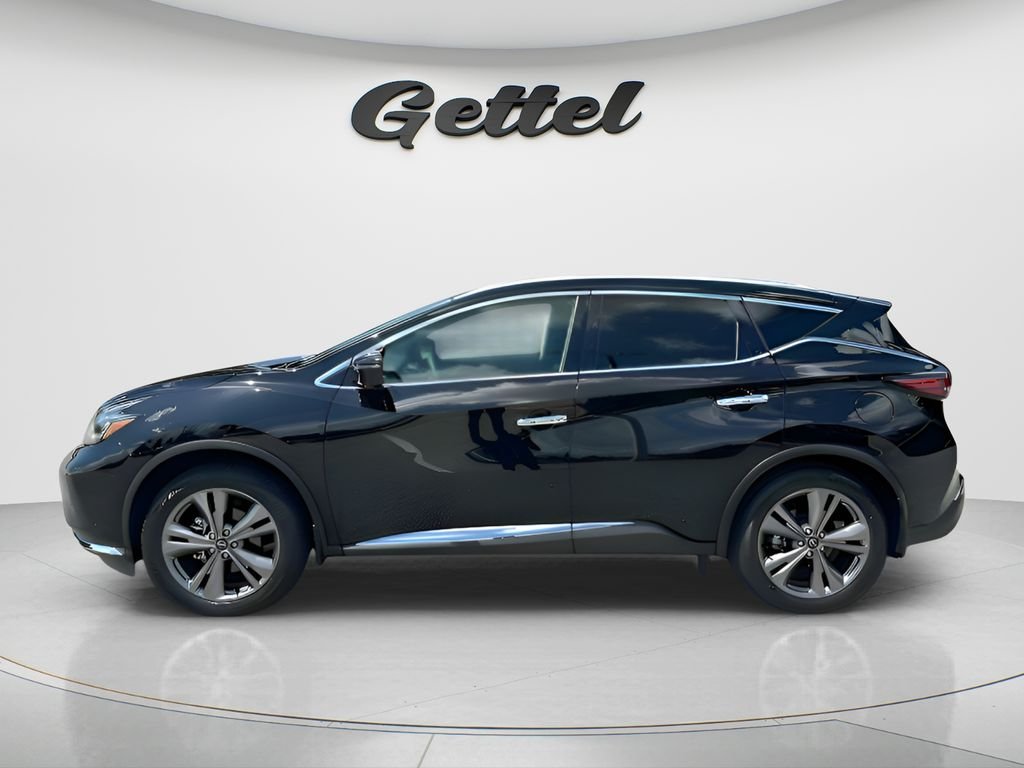 Used 2024 Black Nissan Platinum image 8