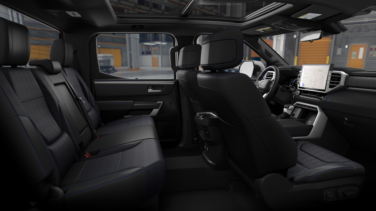 New 2026 Wind Chill Pearl Toyota Platinum image 21