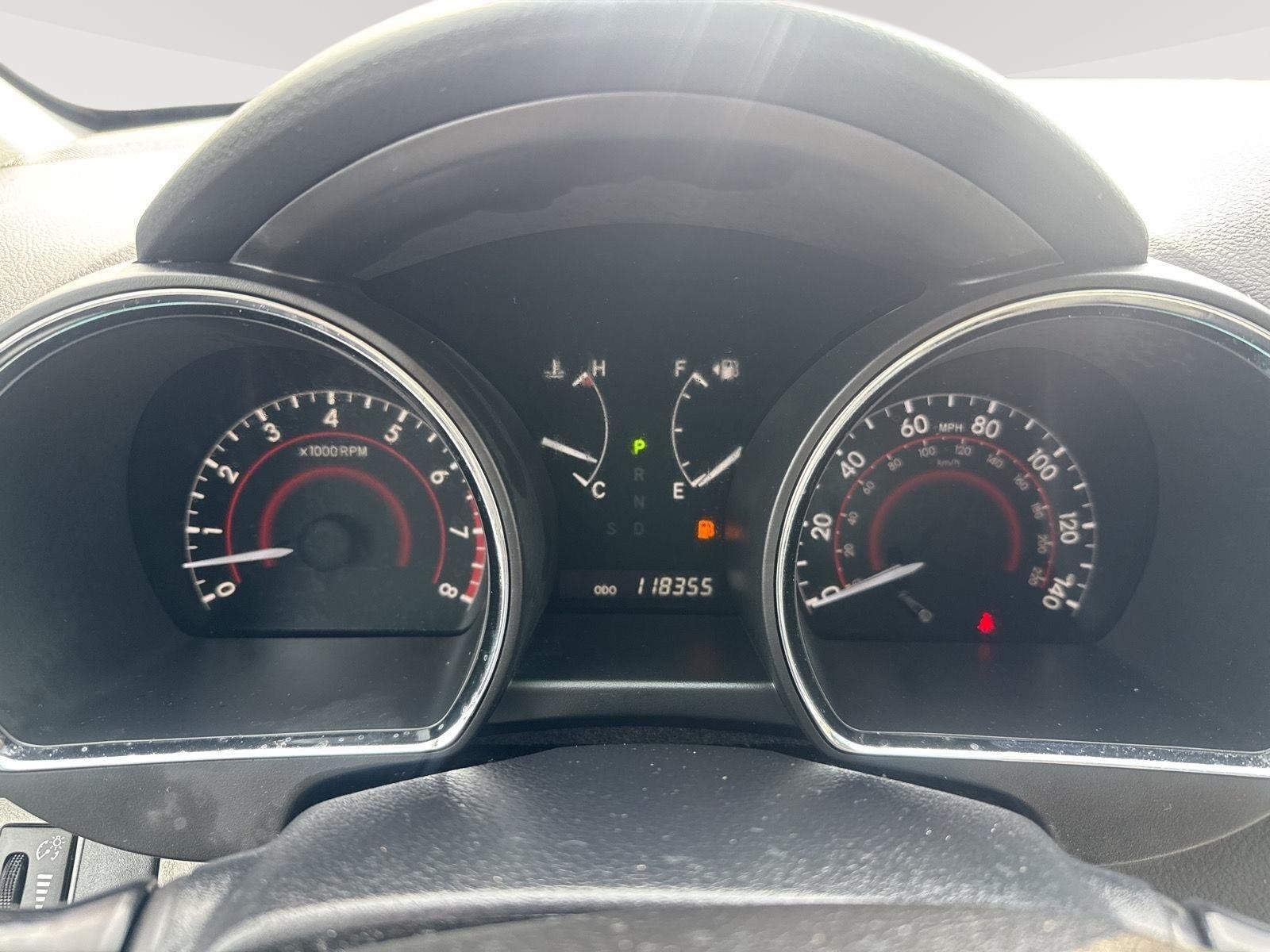 Used 2012 Toyota Highlander Base with VIN 5TDBK3EH2CS155248 for sale in Kansas City