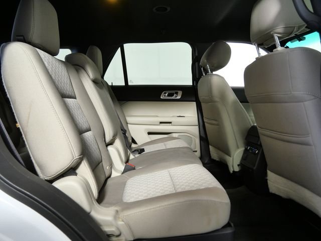 Used 2015 White Ford XLT image 12