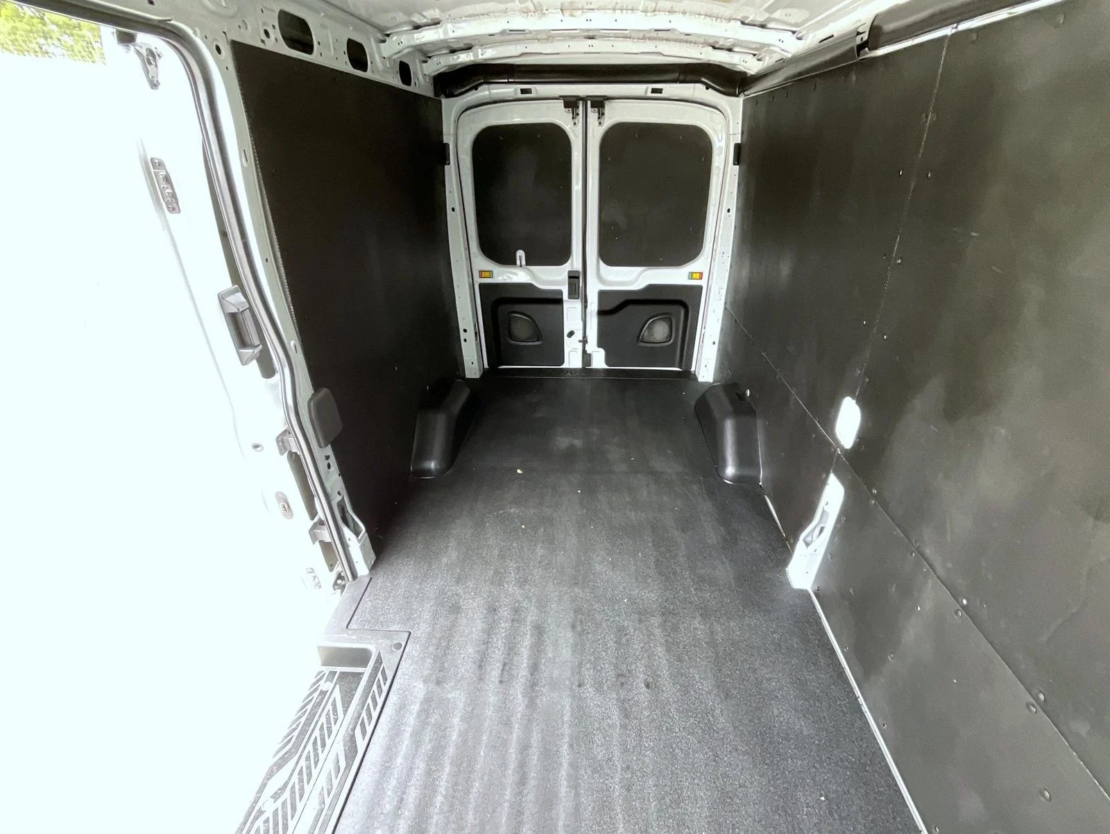 Used 2023 White Ford Base image 19