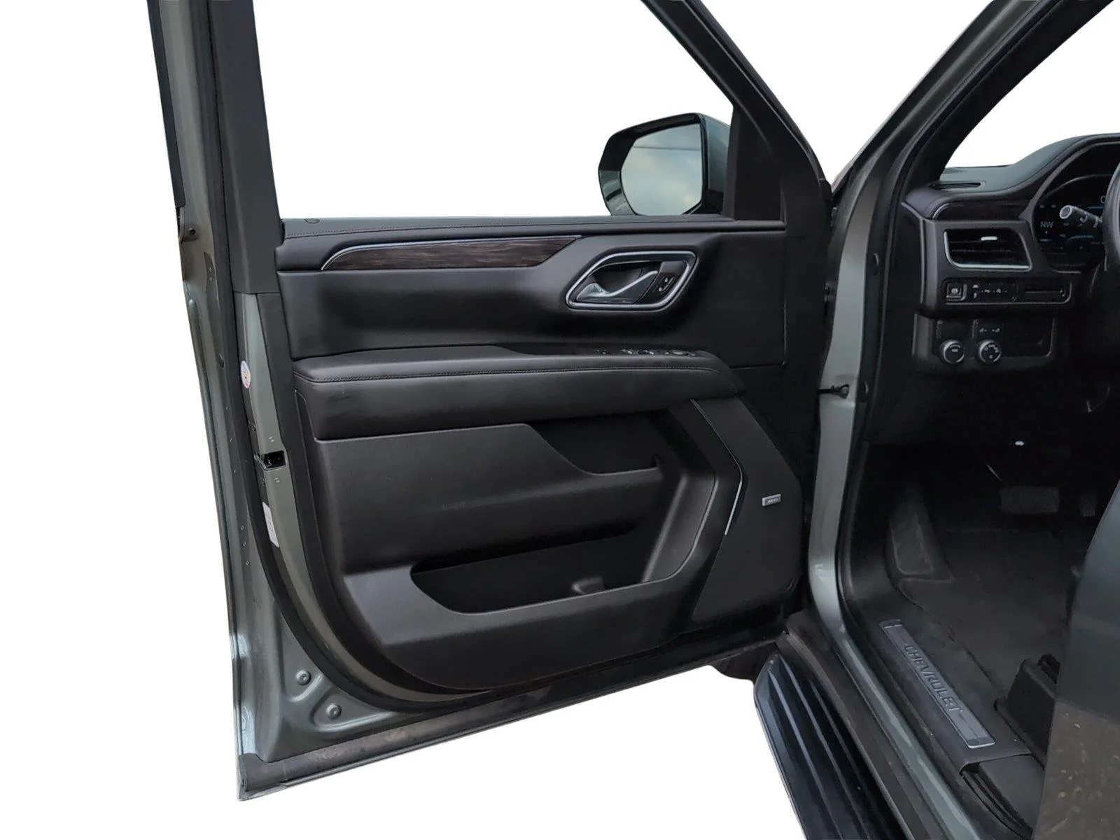 Used 2024 Silver Sage Metallic Chevrolet LT image 11