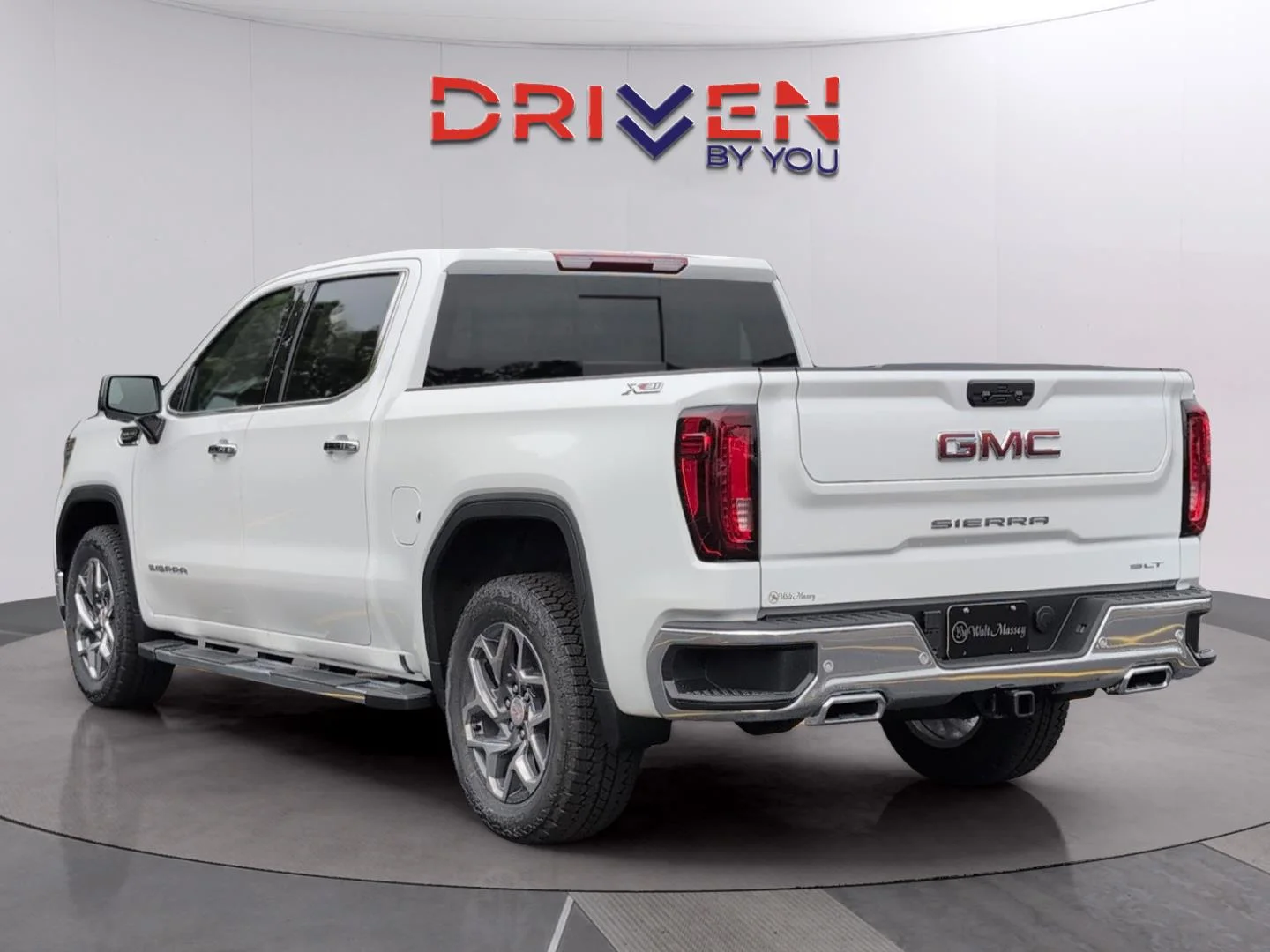 New 2026 Summit White GMC SLT image 3