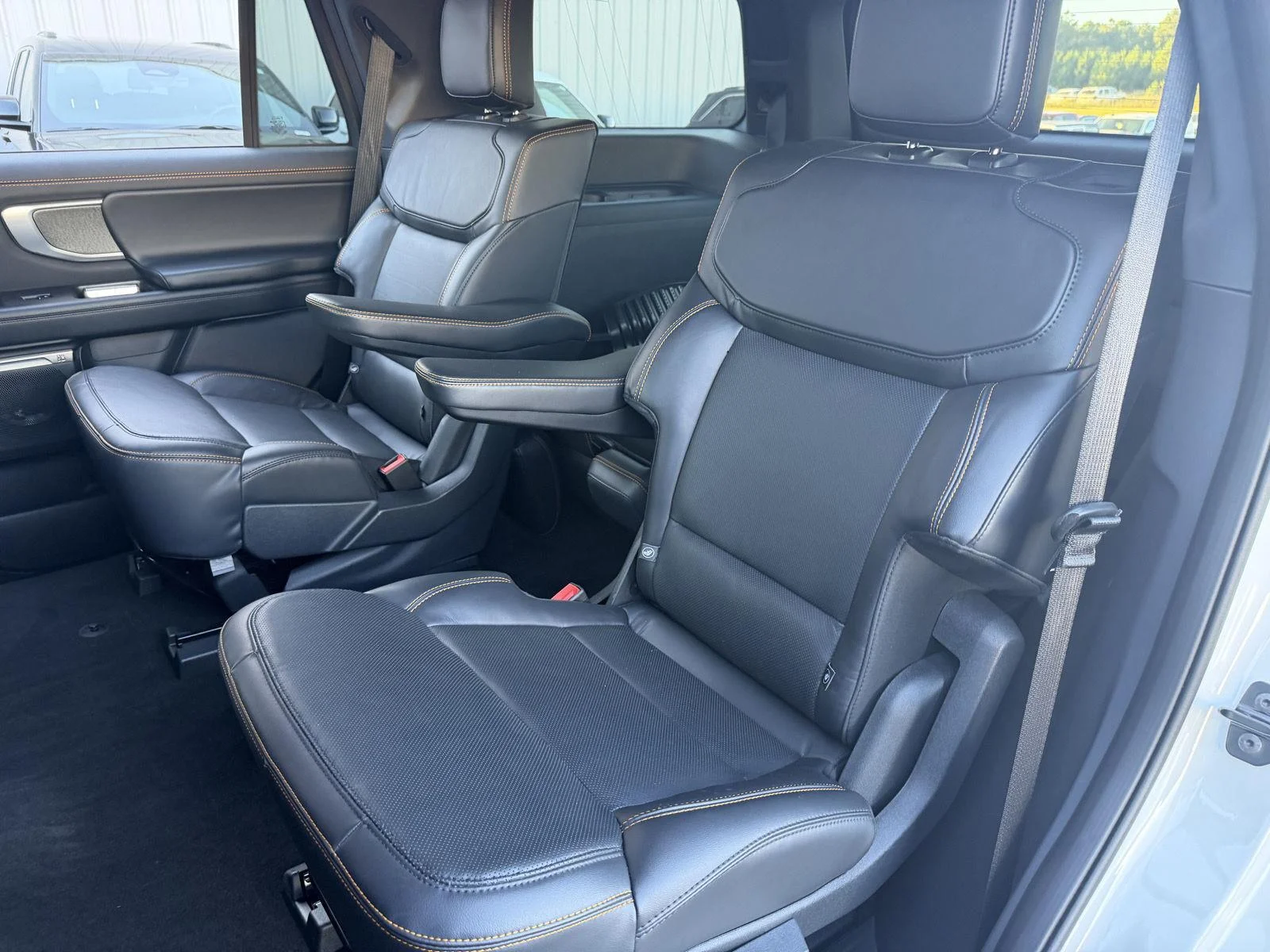 Used 2025 Star White Metallic Tri-Coat Ford Tremor image 17