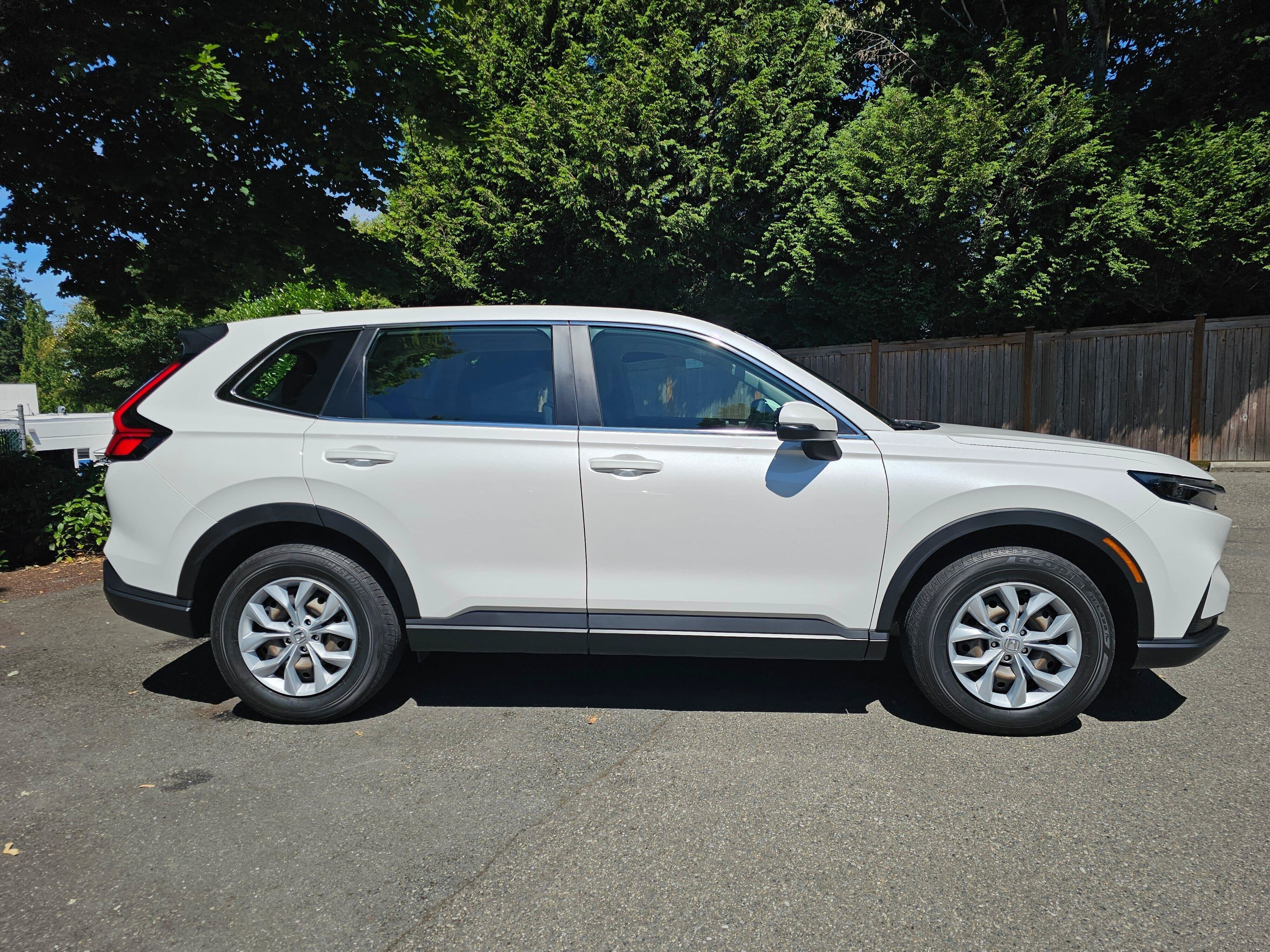 2024 Honda CR-V LX - Photo 42
