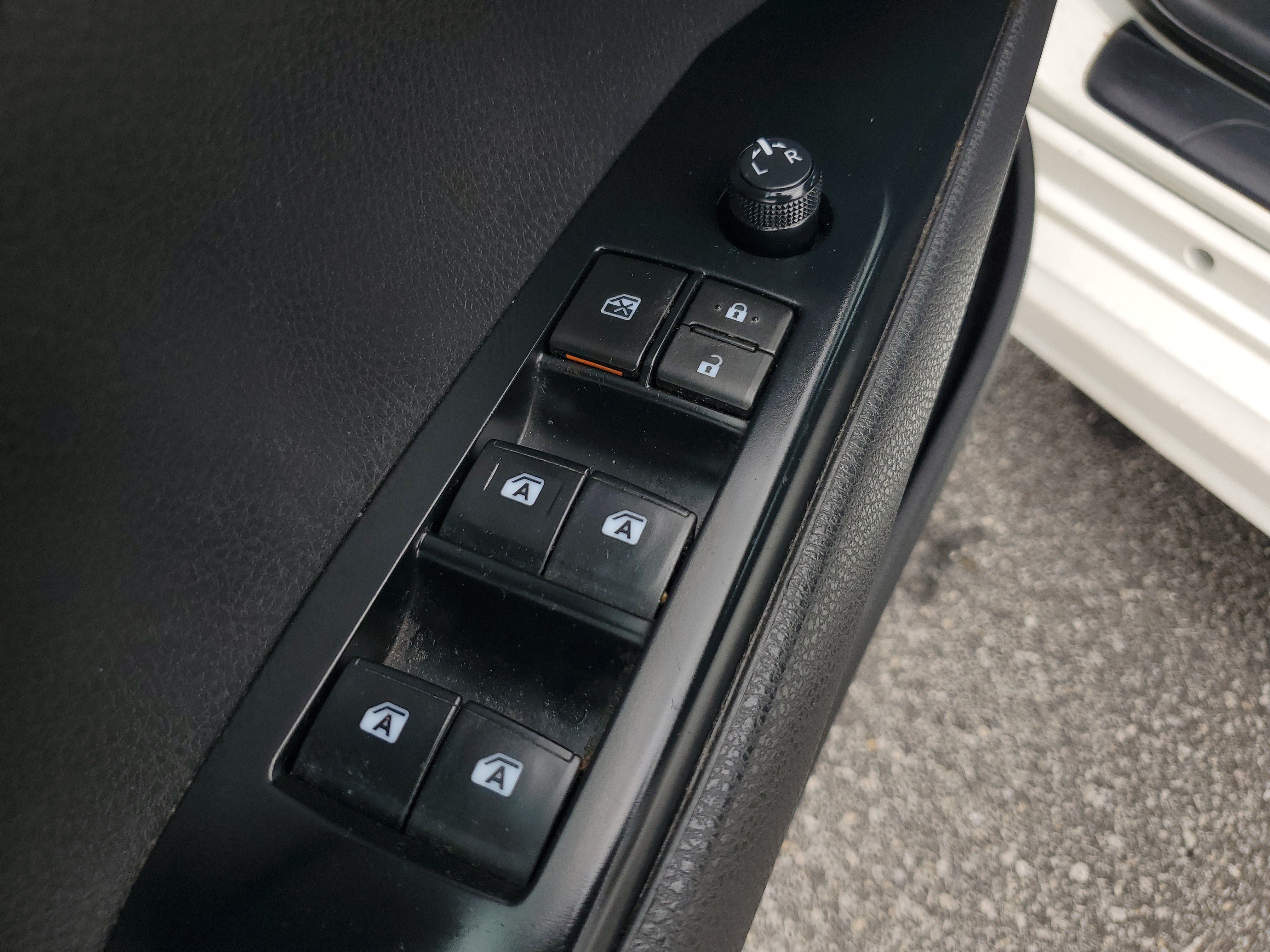 Used 2020 White Toyota SE image 16