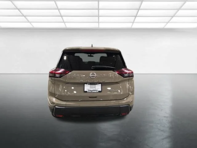 Used 2024 Beige/tan Nissan SV image 5