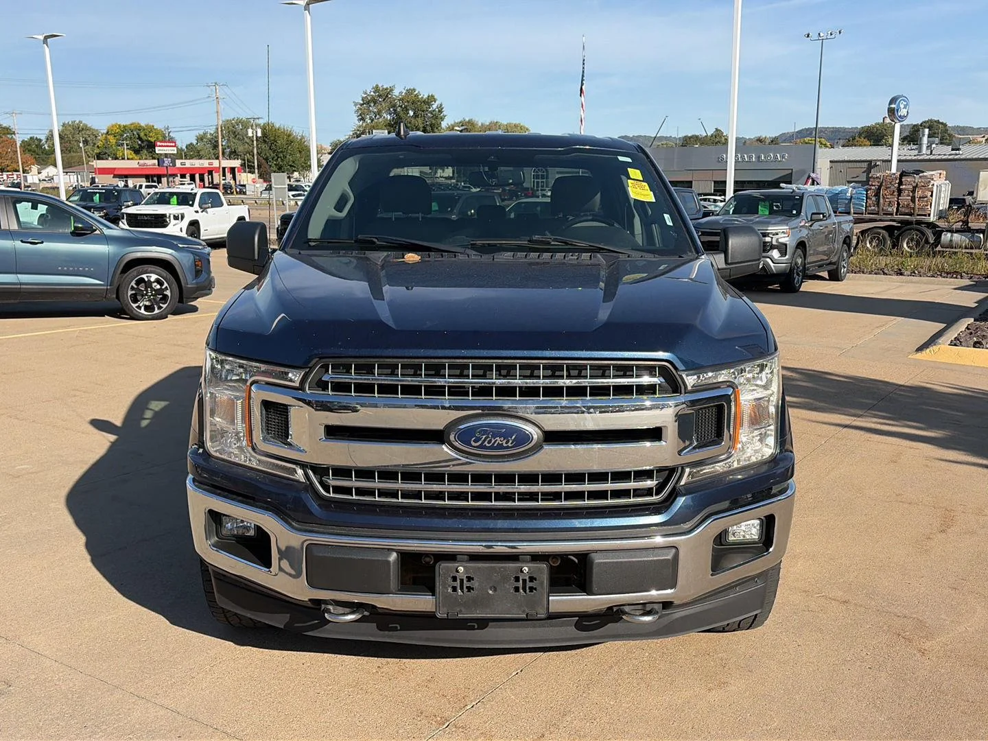 Used 2019 Blue Ford XL image 8