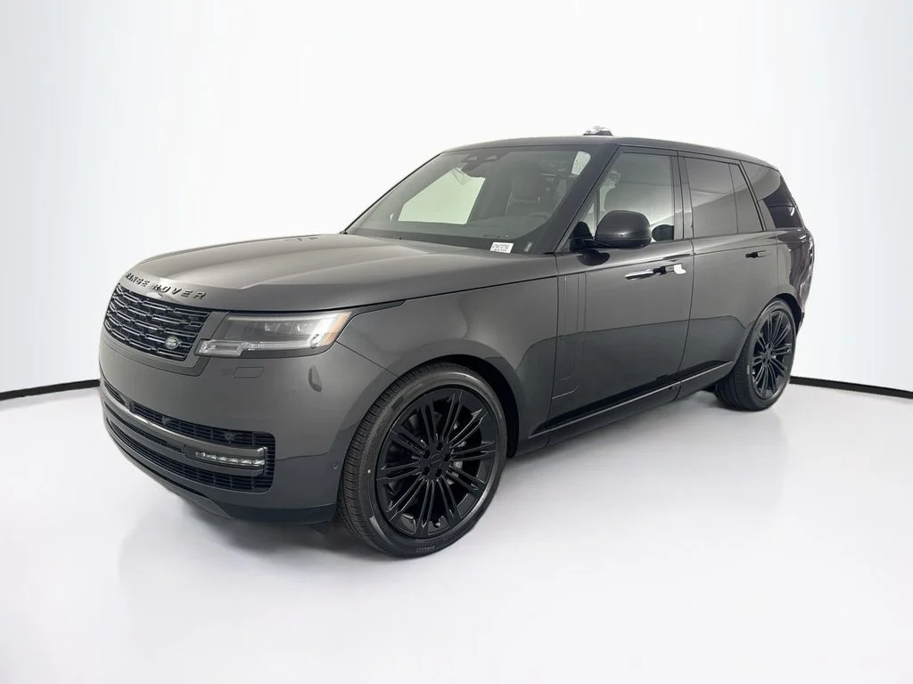 2026 Land Rover Range Rover 3.0 SE SWB's photo