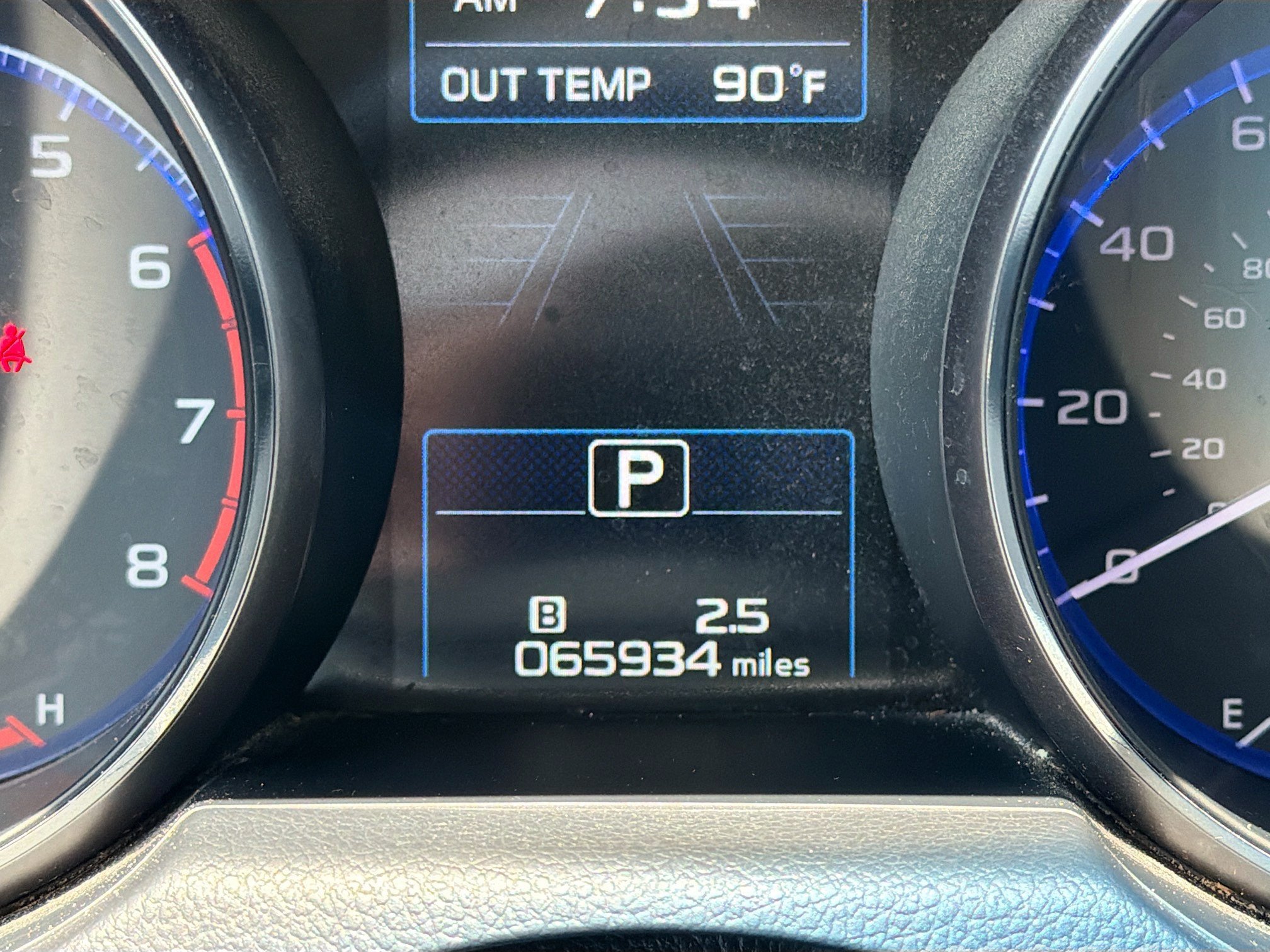 Used 2019 Crystal White Pearl Subaru Premium image 39