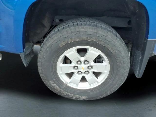Used 2020 Blue Chevrolet Work Truck image 13