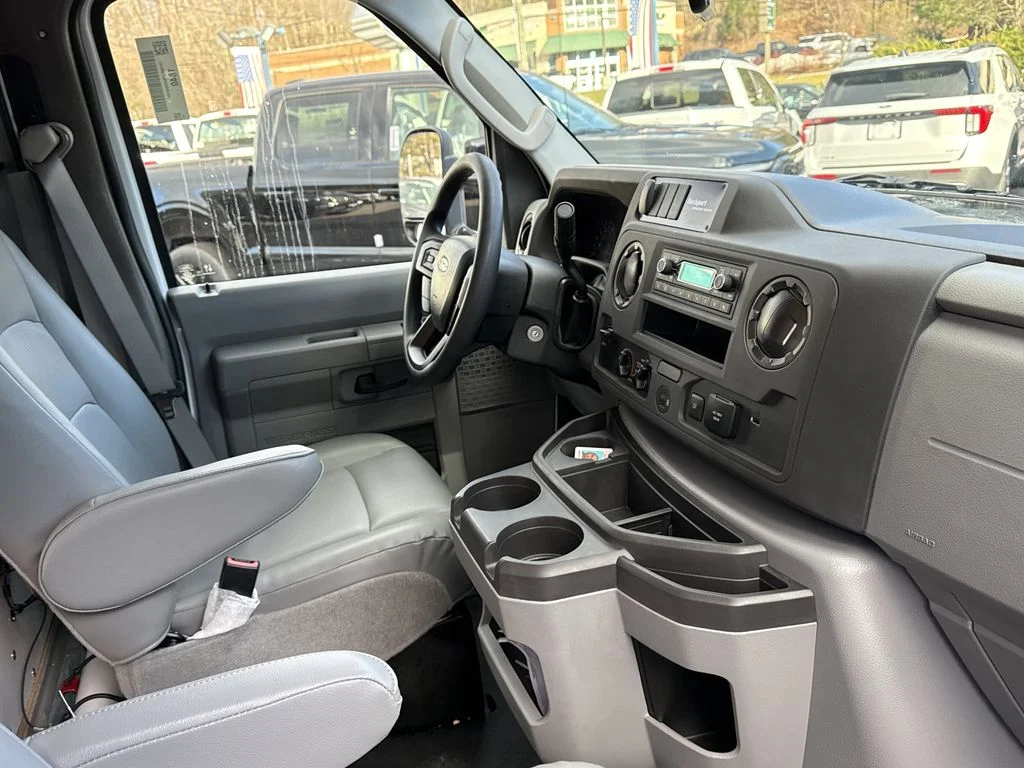 New 2026 White Ford Base image 25