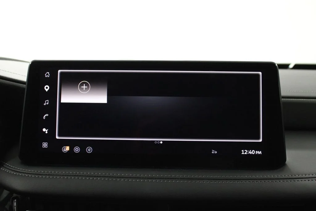 Certified Used 2026 White INFINITI LUXE image 29